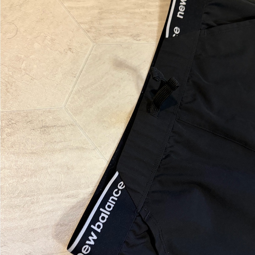 New Balance Black Joggers with Logo - Picture 4 of 7
